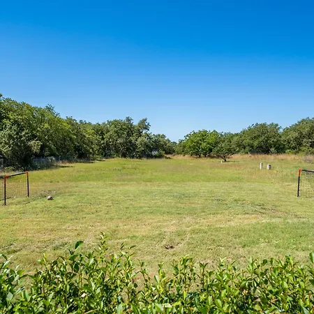 Holiday home Holiday House With Heated Pool In A Rural Setting *